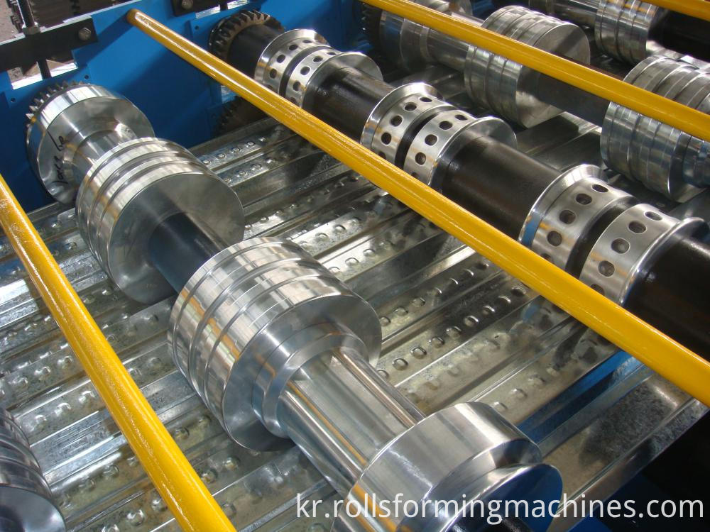 바닥 갑판 롤 성형기 (18) Floor deck roll forming machine (18)